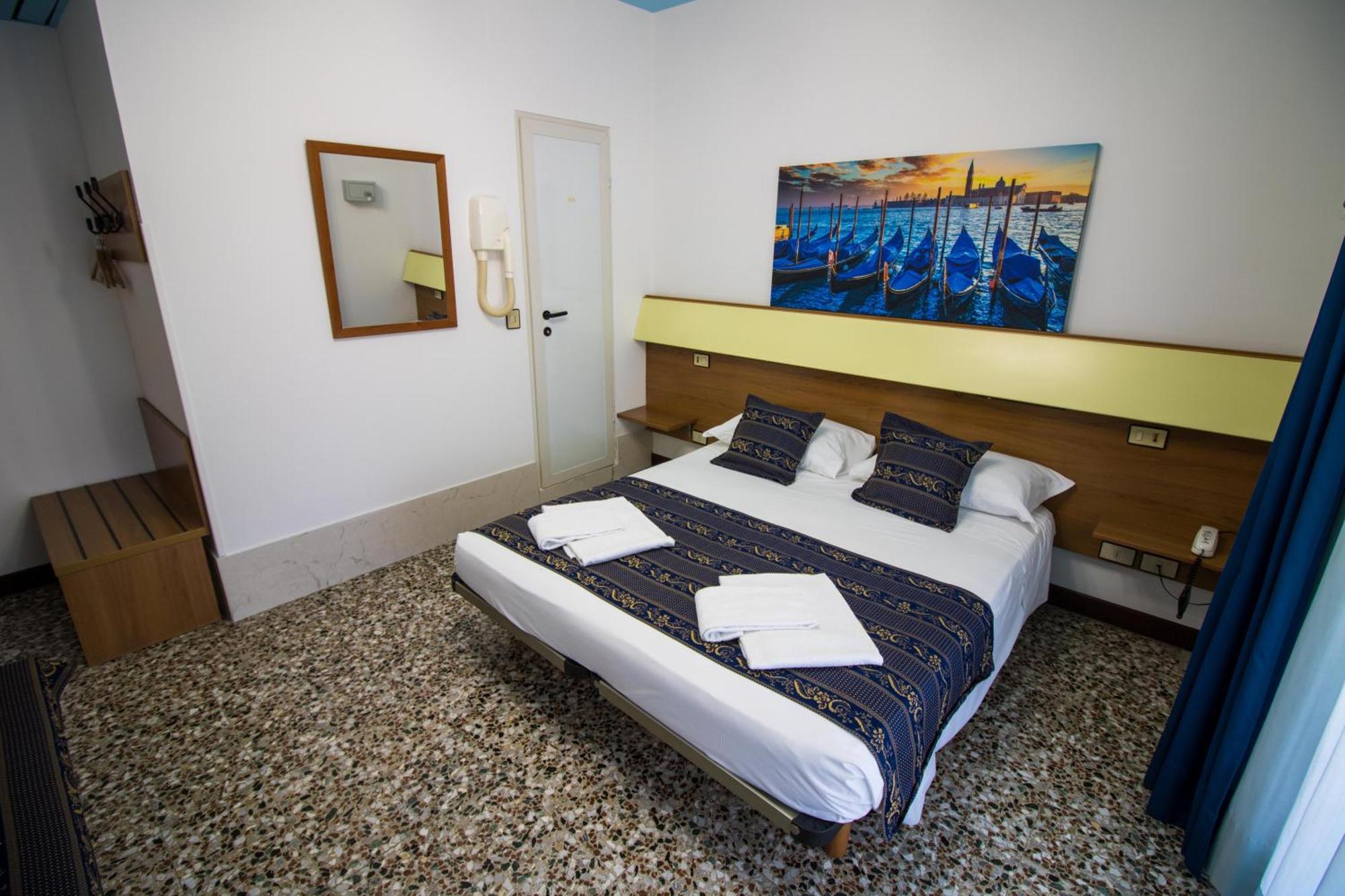 Bluecolors Hotel Campalto Exterior photo