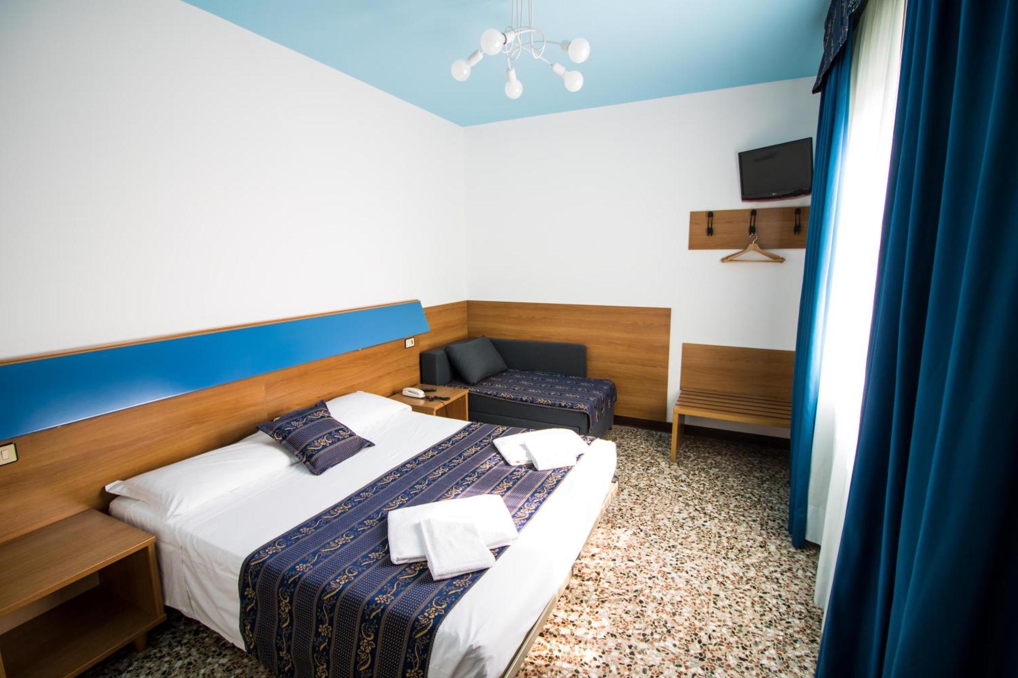 Bluecolors Hotel Campalto Exterior photo