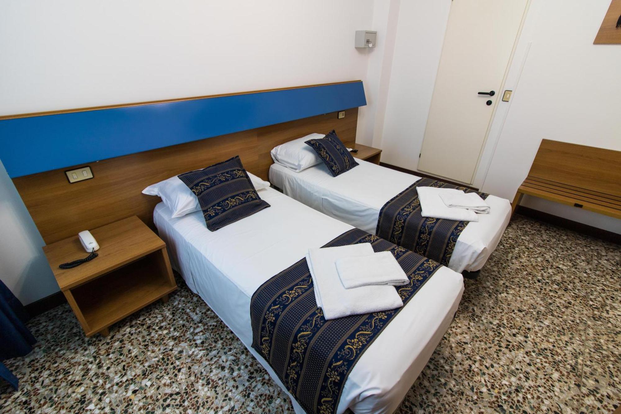 Bluecolors Hotel Campalto Exterior photo