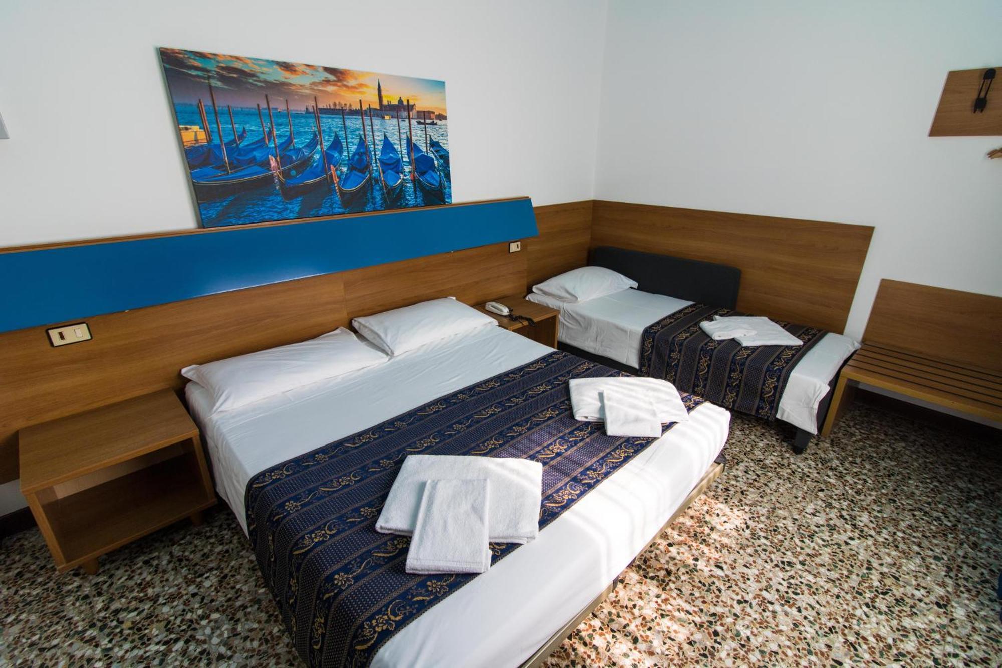 Bluecolors Hotel Campalto Exterior photo
